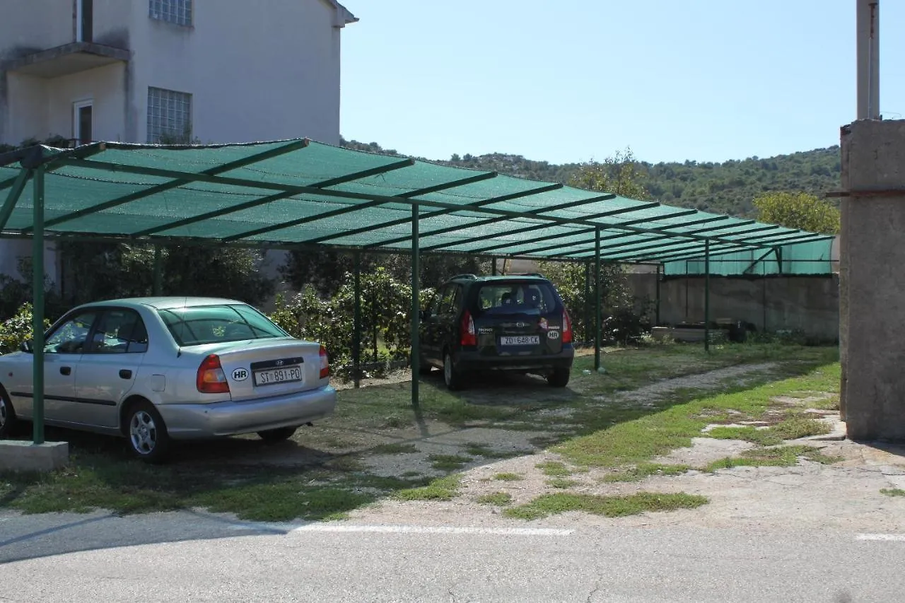 *** Casa de hóspedes Double Room Tkon 8377B Croácia