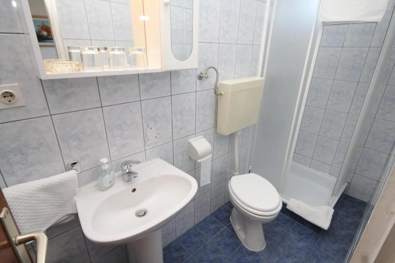 Double Room Tkon 8377B 3*,