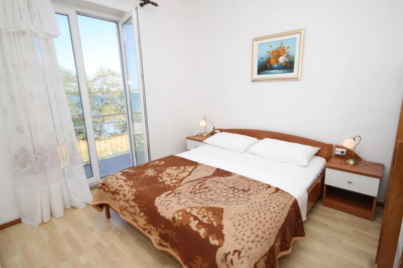 Double Room Tkon 8377B Kroatien